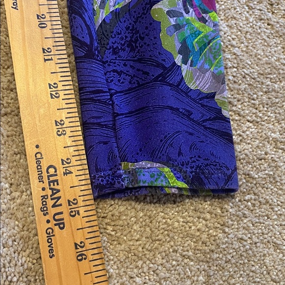Soft Surroundings Leggings Purple Lime Green Tropical Floral Size SMALL - Picture 8 of 11